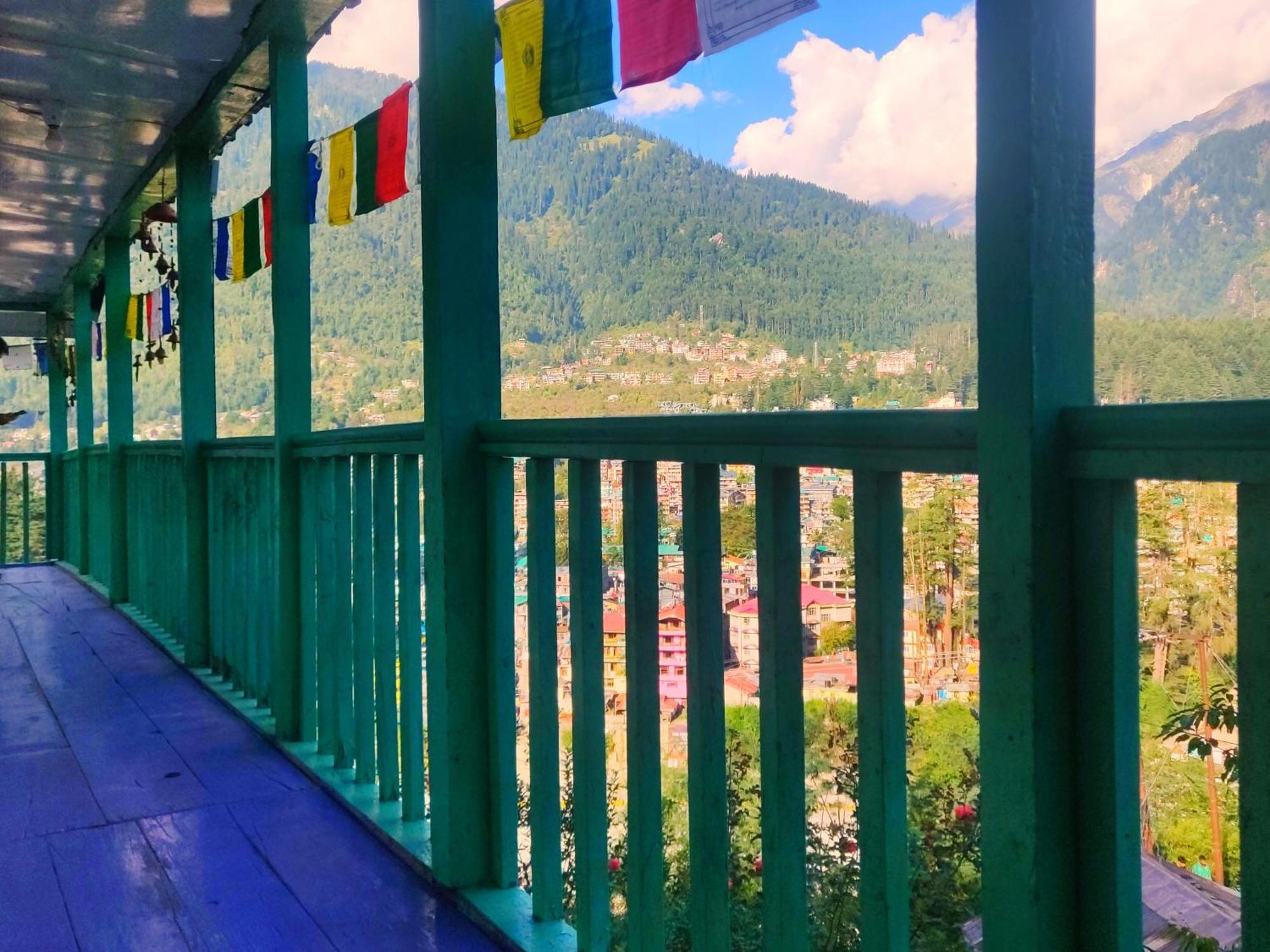 Cupidtrails-Himalayan Castle Villa Manali  Bilik gambar